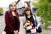 Депутаты Уссурийска поздравили воспитателей с профессиональным праздником