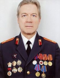 Поздравляю с днём рождения Геннадия Николаевича Медведева - Почётного гражданина Уссурийского городского округа!