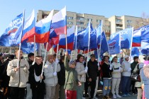 «Сильная Россия лишь в строю едином!»: многонациональный Уссурийск отметил День народного единства