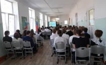 Как устроена структура власти в городском округе: школьники Уссурийска узнали о работе депутатов