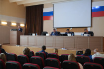 Глава Уссурийска отчитался о работе за 2025 год: в приоритете нацпроекты, благоустройство и поддержка семей участников СВО