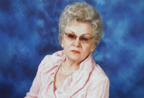 С Днем Рождения председателя Совета Почетных граждан Уссурийского городского округа Децик Валентину Евстафьевну