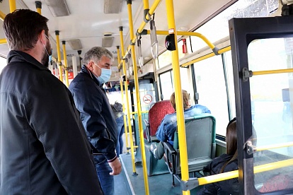 Депутаты принимают участие в рейдах по проверке автобусов