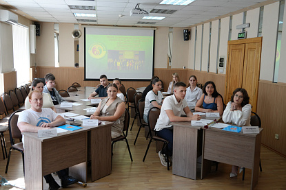Активность, инициатива, развитие: Молодежный совет при Думе Уссурийска отчитался о работе и строит планы на III квартал