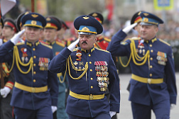 С Днём Рождения Почетного гражданина Уссурийского городского округа Рэцоя Анатолия Дмитриевича