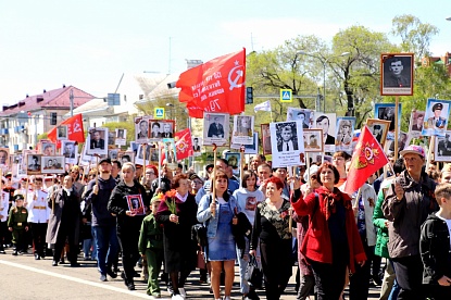 Вместе с тысячами уссурийцев депутаты Думы прошли в Бессмертном полку в День Победы