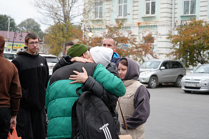 В добрый путь, защитники!