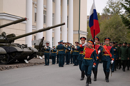 Слава армии нашей: годовщину образования отметило самое крупное общевойсковое объединение Восточного военного округа 